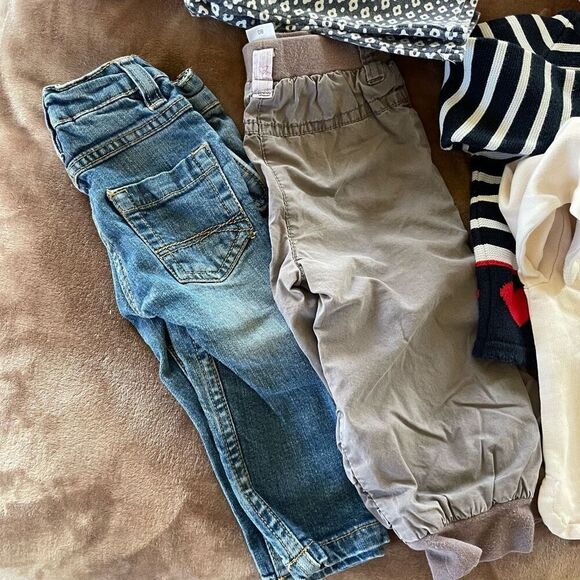 Lot of 9 Items Baby Girl Fall/ Winter Clothing Size 12 Months - Picture 3 of 12